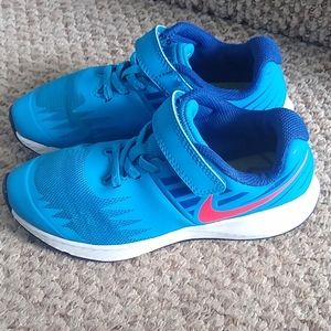 Girls Nike shoes